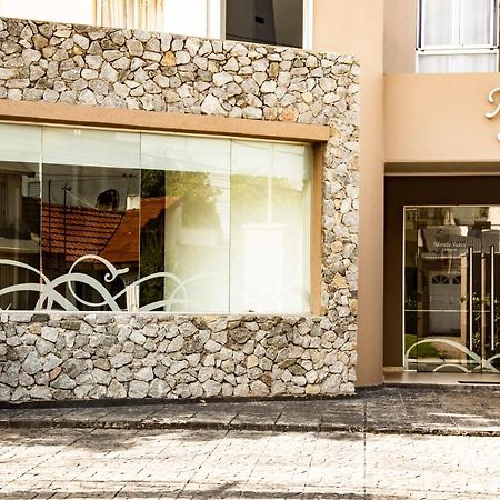 Morada Suites Campana Esterno foto
